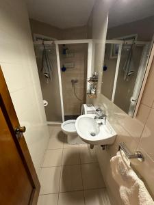 Ένα μπάνιο στο Habitación Valen