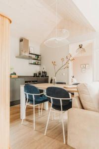 Köök või kööginurk majutusasutuses Knus I Tiny house op de Veluwe