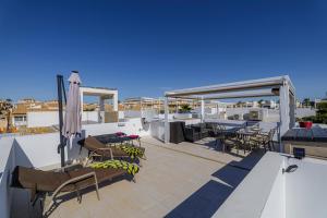 Φωτογραφία από το άλμπουμ του Luxe villa met verwarmd zwembad σε Οριουέλα