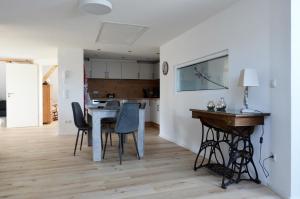 Kuchyň nebo kuchyňský kout v ubytování Ferienwohnung Koldas DG