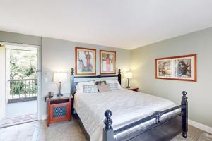 Postel nebo postele na pokoji v ubytování Hanalei Bay Resort 6221 + 19 fotografií