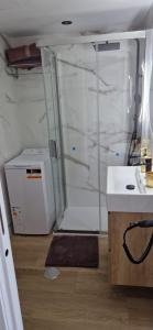 Ένα μπάνιο στο Luxury Studio Costa del Sol