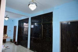 Vannas istaba naktsmītnē Jankivihar Homestay at Prahladghat within 1km from Shri Ram Mandir