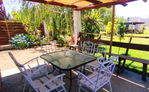 Imagen de la galería de Cabañas con Tinaja 4 a 6 personas, en Quillón 28 fotos más