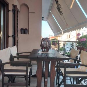 Μπαλκόνι ή βεράντα στο Sunrise Suite