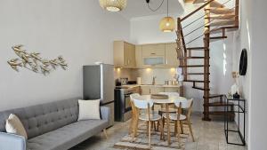 Η κουζίνα ή μικρή κουζίνα στο La Casa De Plaka