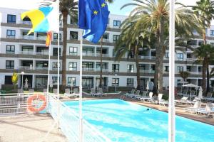 Бассейн в Lovelly Bungalow или поблизости