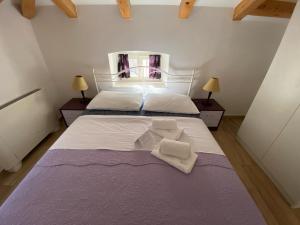 Postel nebo postele na pokoji v ubytování Bed and Breakfast Palac
