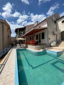 Φωτογραφία από το άλμπουμ του GRAMISI apartments σε Kruče