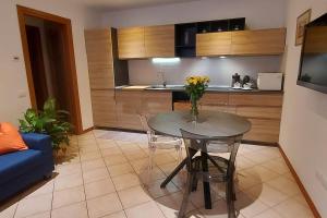 Dapur atau dapur kecil di Ca' Viola Appartamento