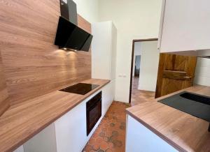 TV/trung tâm giải trí tại Villetta sulla Promenade du Port