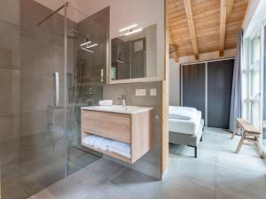 Koupelna v ubytování Turrach Lodge + 37 fotografií