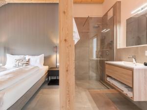 Postel nebo postele na pokoji v ubytování Turrach Lodge