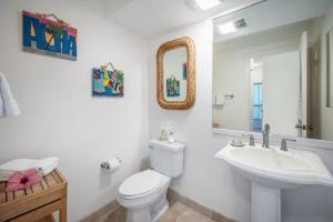 Ένα μπάνιο στο Poipu Sands 312 +31 φωτογραφίες