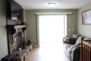 Μια τηλεόραση ή/και κέντρο ψυχαγωγίας στο Wheelhouse Condo Lake View! 3BR 3BA