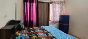 Lova arba lovos apgyvendinimo įstaigoje Shiv homestay