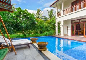 Bazén v ubytování Premier Central Pool Villa Danang nebo v jeho okolí