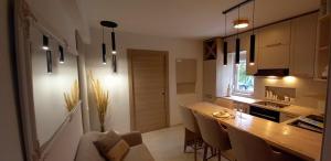 Kuchyň nebo kuchyňský kout v ubytování Studio Apartmani “Jarnečić”