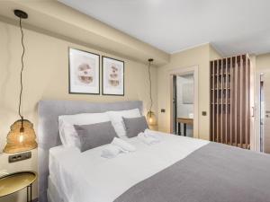 Giường trong phòng chung tại Apartment with bubble bath in Istria +32 ảnh