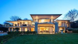 Budova, kde se vila nachází