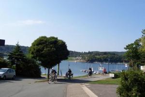 Gallery image of 93m2 Fewo mit 2 Schlafzimmern am Edersee in Scheid +11 photos