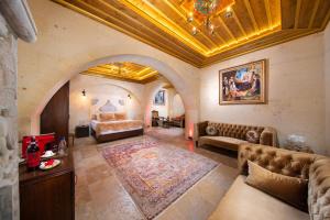 A seating area at Cappadocia Pegasos Cave Suite Hotel