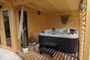 Fotografie z fotogalerie ubytování Tinyhaushotel - Campingpark Nabburg v destinaci Nabburg