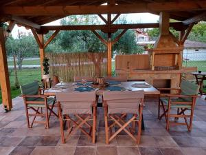 Patio nebo venkovní prostory v ubytování Berry House Nikiti