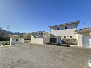 Photo de la galerie de l'établissement Villa proche de Bordeaux, à Latresne