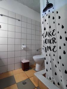 A bathroom at Lefkes Apartments