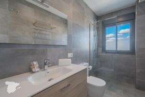 Koupelna v ubytování CostaBlancaDreams Villa Miro in Javea + 15 fotografií