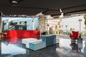 Uma área de estar em La Isla y el Mar, Hotel Boutique