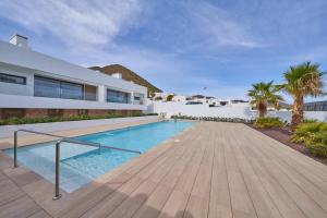 Bazén v ubytování aguarosa nebo v jeho okolí