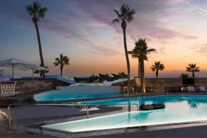 A piscina localizada em La Isla y el Mar, Hotel Boutique ou nos arredores