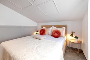 Imagen de la galería de DANICA Luxury SeaSide Apartment, en Šibenik