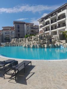 Bazén v ubytování Beautiful 3 Room Apartment with Pool and Sea view Aheloy nebo v jeho okolí