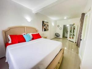 Letto o letti in una camera di Zeyden Place Apt 2