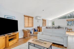 Long BeachにあるOLD 3-Bed Seaside Serenity Escape at Long Beachのギャラリーの写真