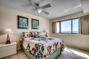 Postel nebo postele na pokoji v ubytování Ocean Bay Club 1201 + 29 fotografií