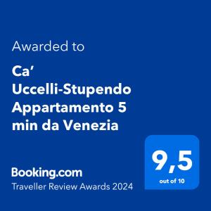 Et logo, certifikat, skilt eller en pris der bliver vist frem på Ca’ Uccelli-Stupendo Appartamento 5 min da Venezia