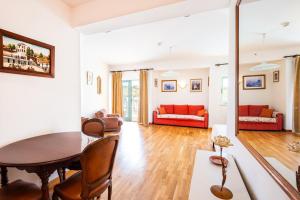 Posezení v ubytování Apartamento Vista Marina + 10 fotografií