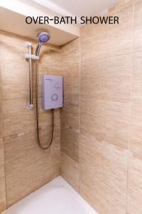 Ένα μπάνιο στο Looe Self Catering
