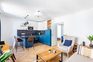 Φωτογραφία από το άλμπουμ του Cosy retreat near attractions στη Βενσέν