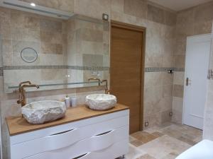Ένα μπάνιο στο La ferme du bonheur +26 φωτογραφίες