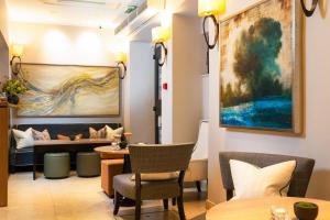 Ein Sitzbereich in der Unterkunft Boutique Hotel Stari Grad