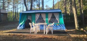 Fotografie z fotogalerie ubytování Camping maeva Escapades Ludo Parc v destinaci Lussas