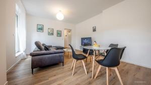 Posezení v ubytování WineDesign Boxspring 8 Pers BASF Nähe Ludwigshafen und Mannheim