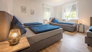 Posezení v ubytování WineDesign Boxspring 8 Pers BASF Nähe Ludwigshafen und Mannheim