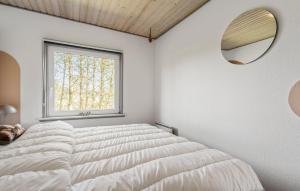 Postel nebo postele na pokoji v ubytování Holiday Home Bjerregårdsvej X