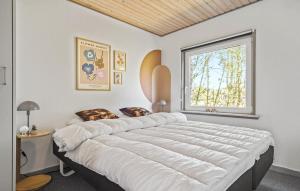 Postel nebo postele na pokoji v ubytování Holiday Home Bjerregårdsvej X
